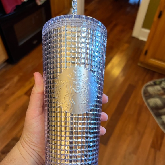 Starbucks Other - Starbucks disco platinum venti tumbler